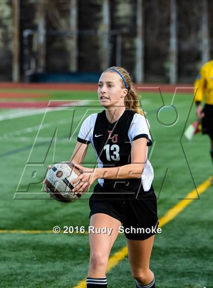 Thumbnail 3 in La Jolla vs. Point Loma (CIF SDS D1 Final) photogallery.