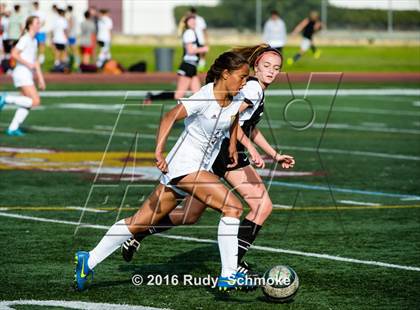 Thumbnail 2 in La Jolla vs. Point Loma (CIF SDS D1 Final) photogallery.