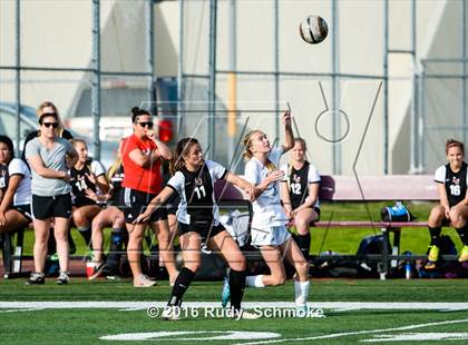Thumbnail 3 in La Jolla vs. Point Loma (CIF SDS D1 Final) photogallery.