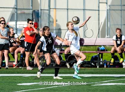 Thumbnail 1 in La Jolla vs. Point Loma (CIF SDS D1 Final) photogallery.