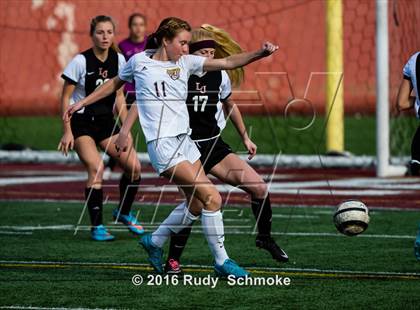 Thumbnail 1 in La Jolla vs. Point Loma (CIF SDS D1 Final) photogallery.