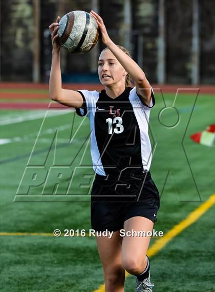 Thumbnail 2 in La Jolla vs. Point Loma (CIF SDS D1 Final) photogallery.