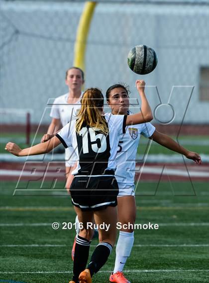 Thumbnail 2 in La Jolla vs. Point Loma (CIF SDS D1 Final) photogallery.