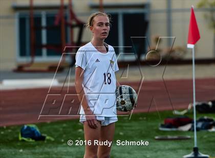 Thumbnail 1 in La Jolla vs. Point Loma (CIF SDS D1 Final) photogallery.