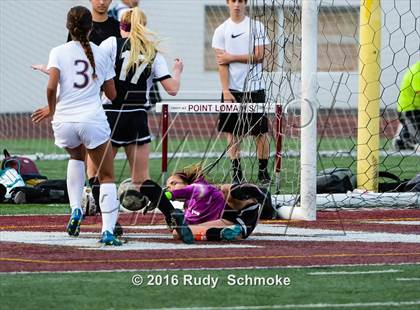 Thumbnail 3 in La Jolla vs. Point Loma (CIF SDS D1 Final) photogallery.