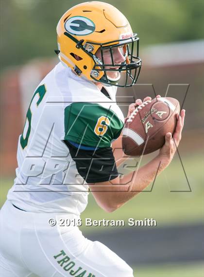 Thumbnail 1 in West Seneca East @ Lake Shore photogallery.
