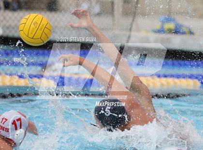 Thumbnail 1 in Cathedral Catholic @ La Jolla photogallery.