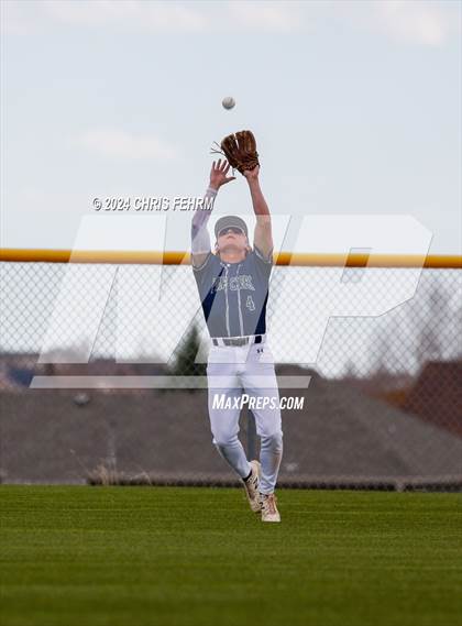 Thumbnail 1 in Pine Creek @ Vista Ridge photogallery.