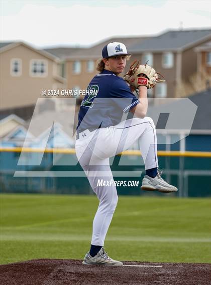 Thumbnail 1 in Pine Creek @ Vista Ridge photogallery.