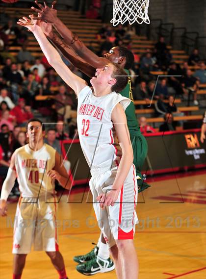Thumbnail 3 in Eisenhower @ Mater Dei ( Nike Extravaganza) photogallery.