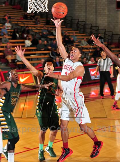 Thumbnail 3 in Eisenhower @ Mater Dei ( Nike Extravaganza) photogallery.