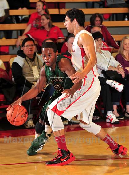 Thumbnail 1 in Eisenhower @ Mater Dei ( Nike Extravaganza) photogallery.