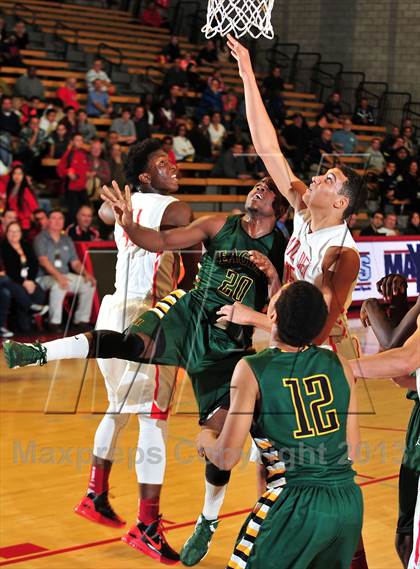 Thumbnail 3 in Eisenhower @ Mater Dei ( Nike Extravaganza) photogallery.
