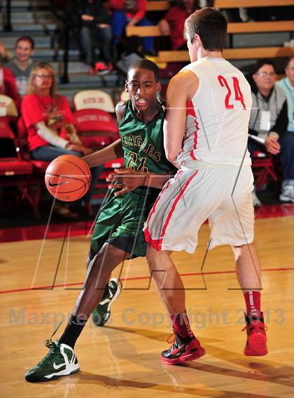 Thumbnail 2 in Eisenhower @ Mater Dei ( Nike Extravaganza) photogallery.