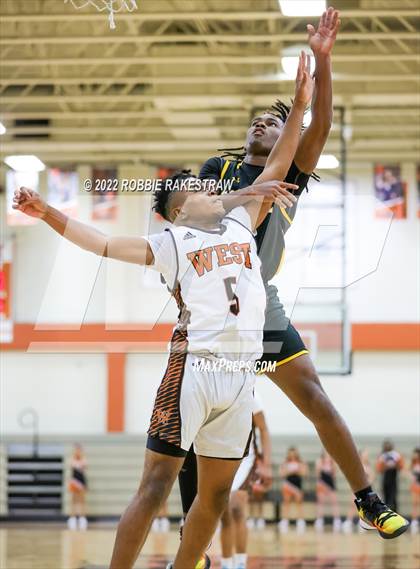 Thumbnail 2 in Crandall @ West Mesquite photogallery.
