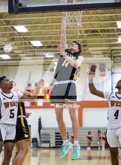 Thumbnail 1 in Crandall @ West Mesquite photogallery.