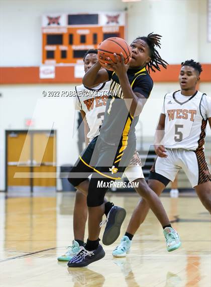 Thumbnail 1 in Crandall @ West Mesquite photogallery.