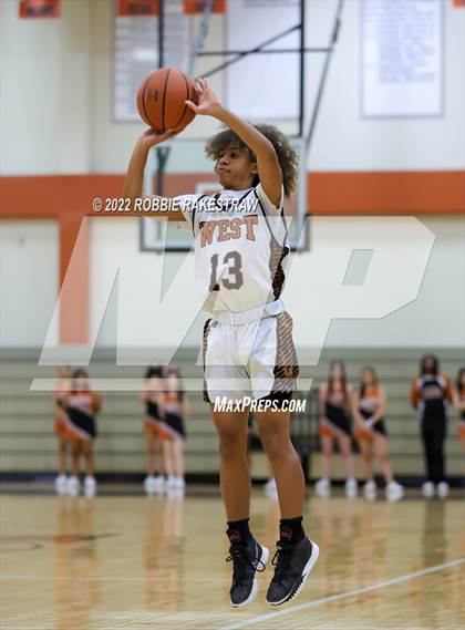 Thumbnail 1 in Crandall @ West Mesquite photogallery.