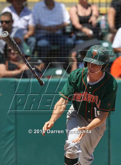Thumbnail 1 in Porterville vs. Selma (CIF CS D3 Final) photogallery.