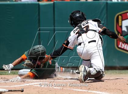 Thumbnail 2 in Porterville vs. Selma (CIF CS D3 Final) photogallery.
