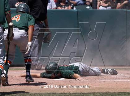 Thumbnail 1 in Porterville vs. Selma (CIF CS D3 Final) photogallery.