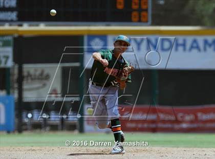 Thumbnail 2 in Porterville vs. Selma (CIF CS D3 Final) photogallery.