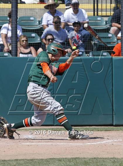 Thumbnail 1 in Porterville vs. Selma (CIF CS D3 Final) photogallery.
