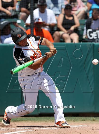 Thumbnail 1 in Porterville vs. Selma (CIF CS D3 Final) photogallery.