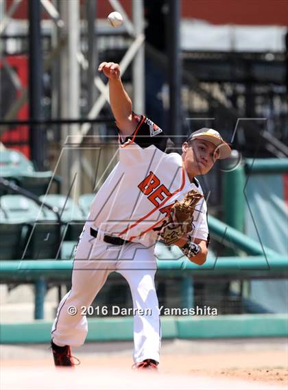 Thumbnail 2 in Porterville vs. Selma (CIF CS D3 Final) photogallery.