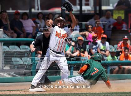 Thumbnail 1 in Porterville vs. Selma (CIF CS D3 Final) photogallery.