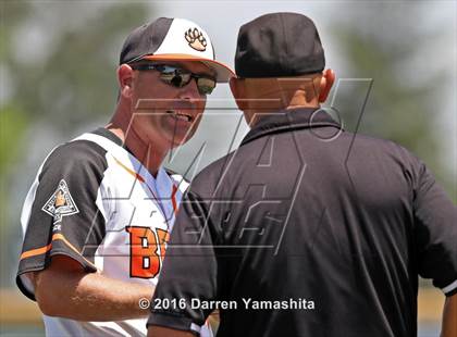 Thumbnail 3 in Porterville vs. Selma (CIF CS D3 Final) photogallery.