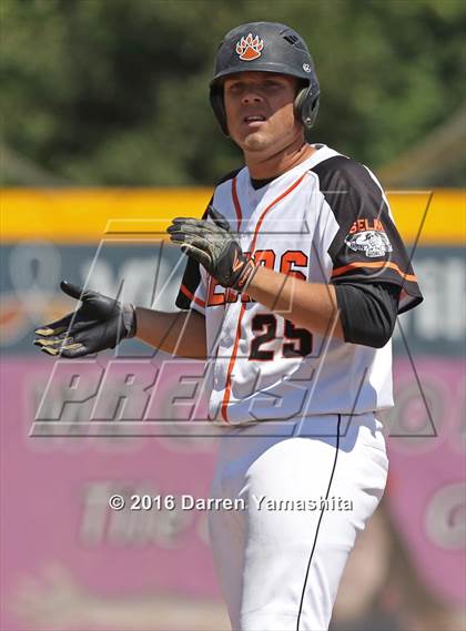 Thumbnail 2 in Porterville vs. Selma (CIF CS D3 Final) photogallery.