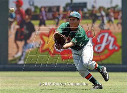 Thumbnail 2 in Porterville vs. Selma (CIF CS D3 Final) photogallery.