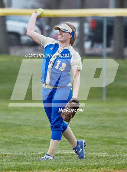 Thumbnail 3 in Reed vs. Monterey Trail (Pre-Season Tournament) photogallery.