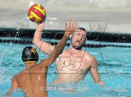 Thumbnail 3 in Palos Verdes Peninsula vs Tesoro (Weisz Cup) photogallery.