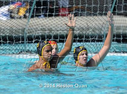 Thumbnail 1 in Palos Verdes Peninsula vs Tesoro (Weisz Cup) photogallery.