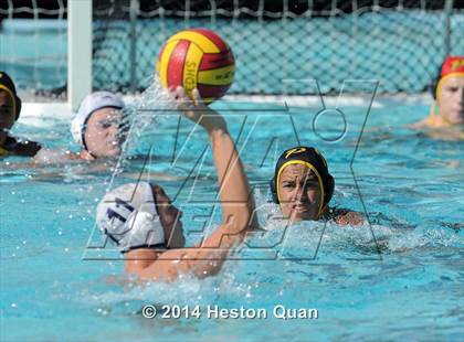 Thumbnail 3 in Palos Verdes Peninsula vs Tesoro (Weisz Cup) photogallery.
