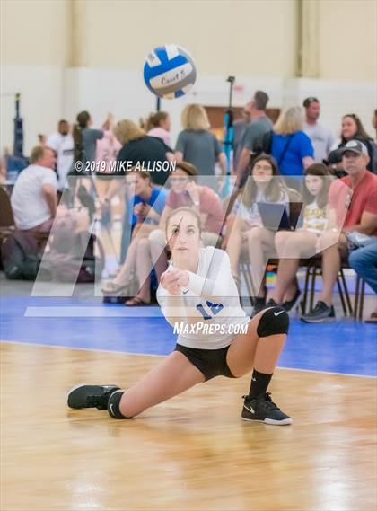 Thumbnail 1 in Hixson vs. Unicoi County (Rocky Top Classic) photogallery.