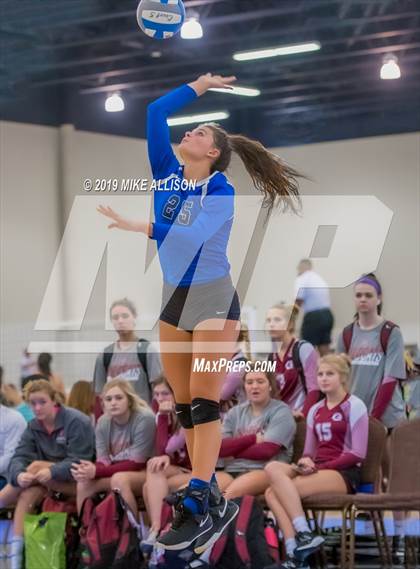 Thumbnail 1 in Hixson vs. Unicoi County (Rocky Top Classic) photogallery.