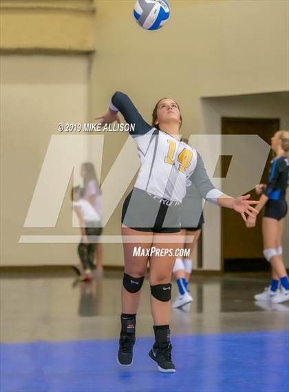 Thumbnail 1 in Hixson vs. Unicoi County (Rocky Top Classic) photogallery.