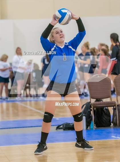 Thumbnail 2 in Hixson vs. Unicoi County (Rocky Top Classic) photogallery.