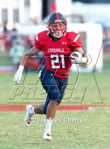 Thumbnail 3 in Union Academy vs South Davidson photogallery.