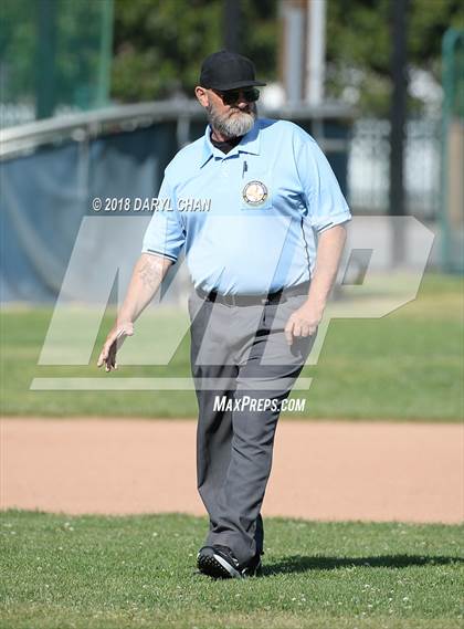 Thumbnail 2 in El Monte @ Gabrielino photogallery.