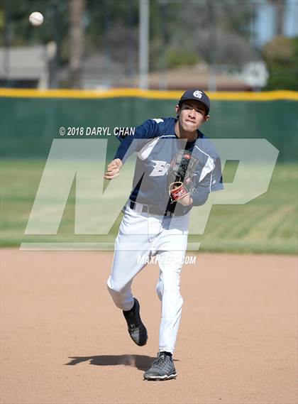 Thumbnail 2 in El Monte @ Gabrielino photogallery.