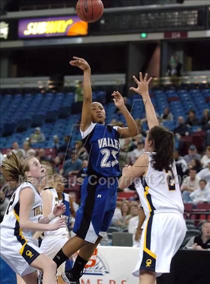 Thumbnail 1 in Valley vs. Oak Ridge (CIF SJS D2 Final) photogallery.