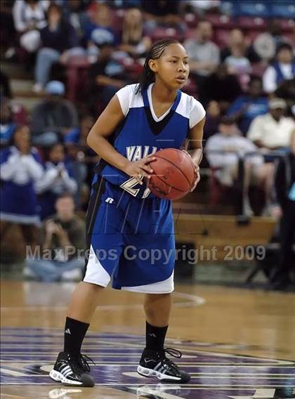 Thumbnail 2 in Valley vs. Oak Ridge (CIF SJS D2 Final) photogallery.
