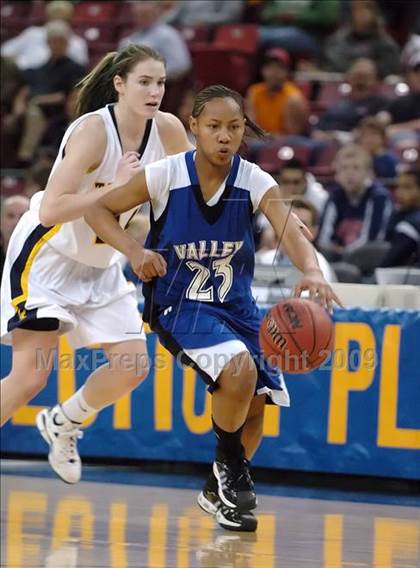 Thumbnail 2 in Valley vs. Oak Ridge (CIF SJS D2 Final) photogallery.