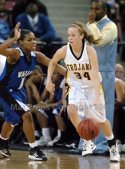 Thumbnail 3 in Valley vs. Oak Ridge (CIF SJS D2 Final) photogallery.
