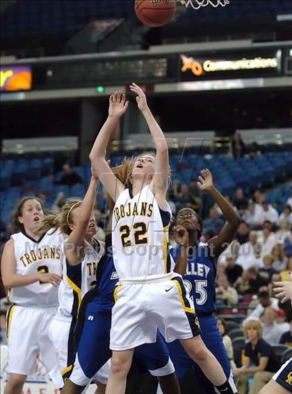 Thumbnail 2 in Valley vs. Oak Ridge (CIF SJS D2 Final) photogallery.