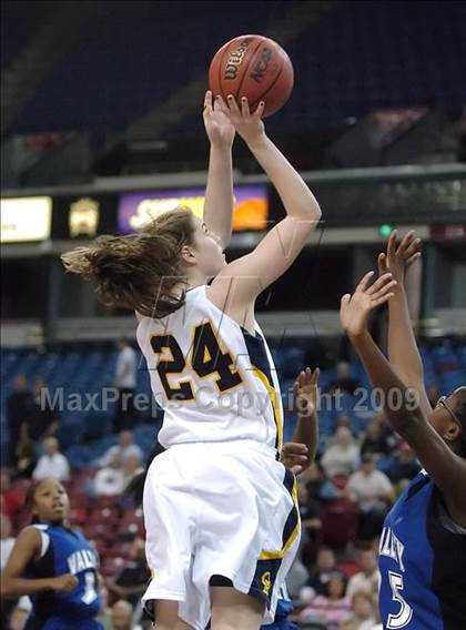 Thumbnail 3 in Valley vs. Oak Ridge (CIF SJS D2 Final) photogallery.